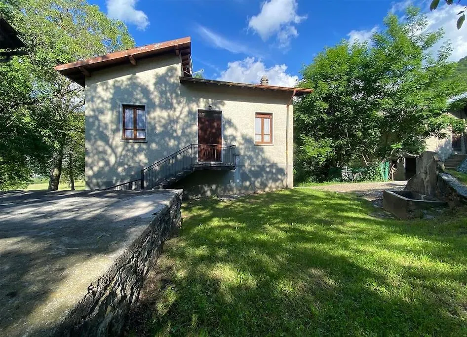 Apartment Appartamento Ortanella, Al Pozzo Vecchio Esino Lario Italy